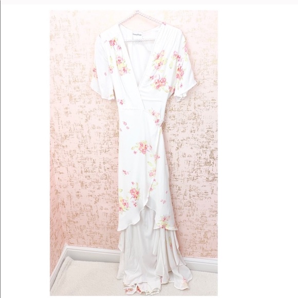 NWOT Privacy Please Krause White Floral Maxi Dress - Picture 3 of 6